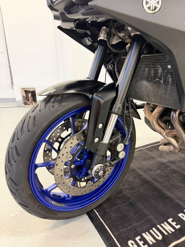 a04702fa7f0b8b3abb4e38443682866d